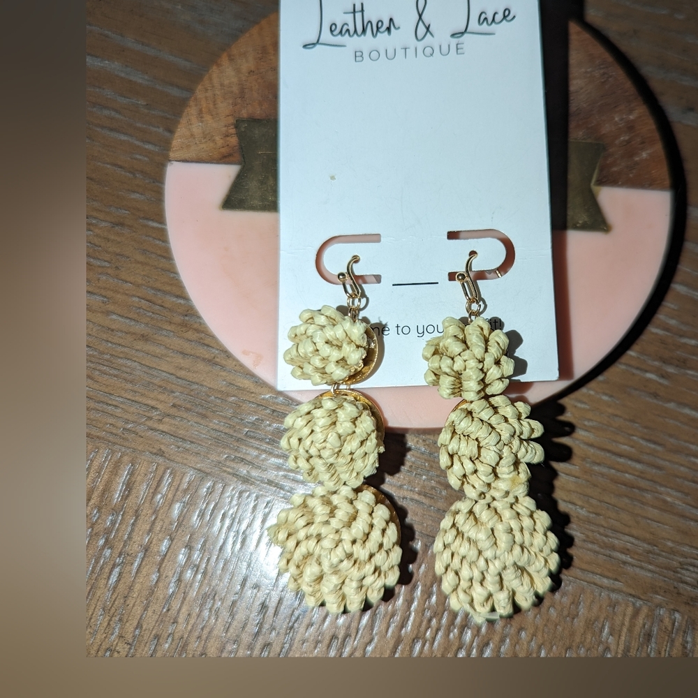 Raffia 3 tier dangle earrings
